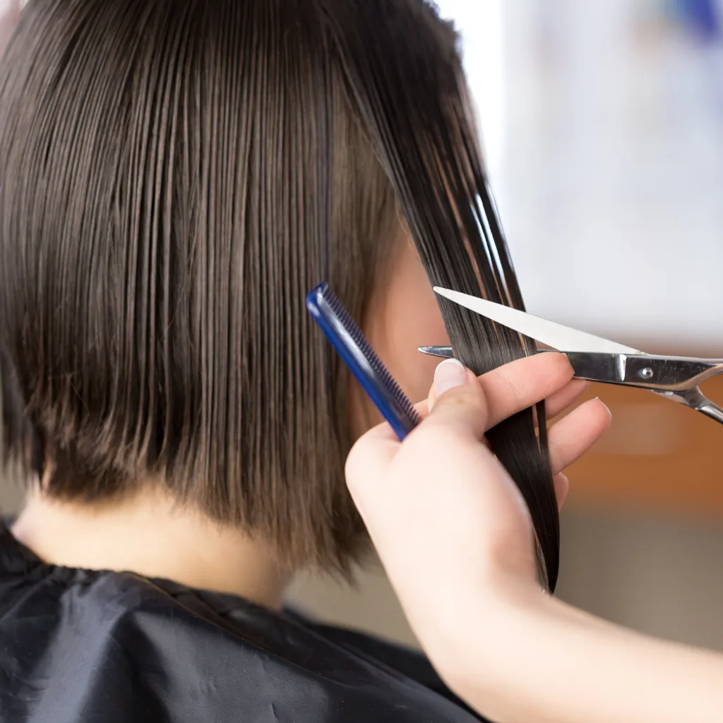 Women's Hair Cutting & Styling -